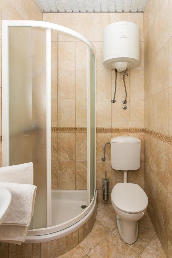 Donje Celo Apartments Maria מראה חיצוני תמונה