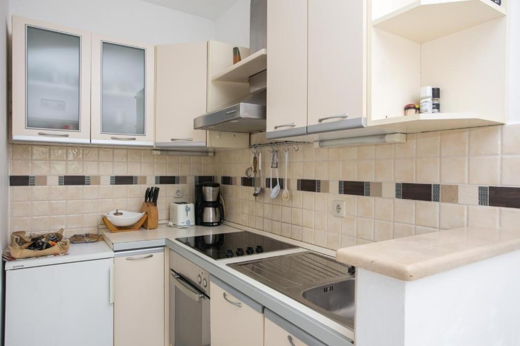Donje Celo Apartments Maria מראה חיצוני תמונה