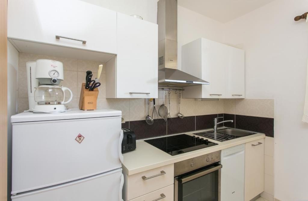 Donje Celo Apartments Maria מראה חיצוני תמונה